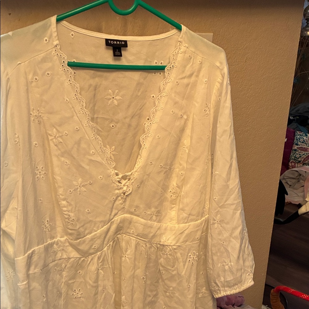 Torrid Cream Floral Embroidered Top